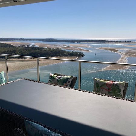 Waves Maroochy River Maroochydore Exterior foto
